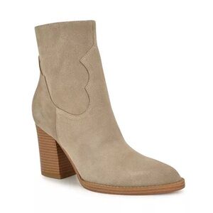 BRAND NEW! Nine West Beige Heeled Boots